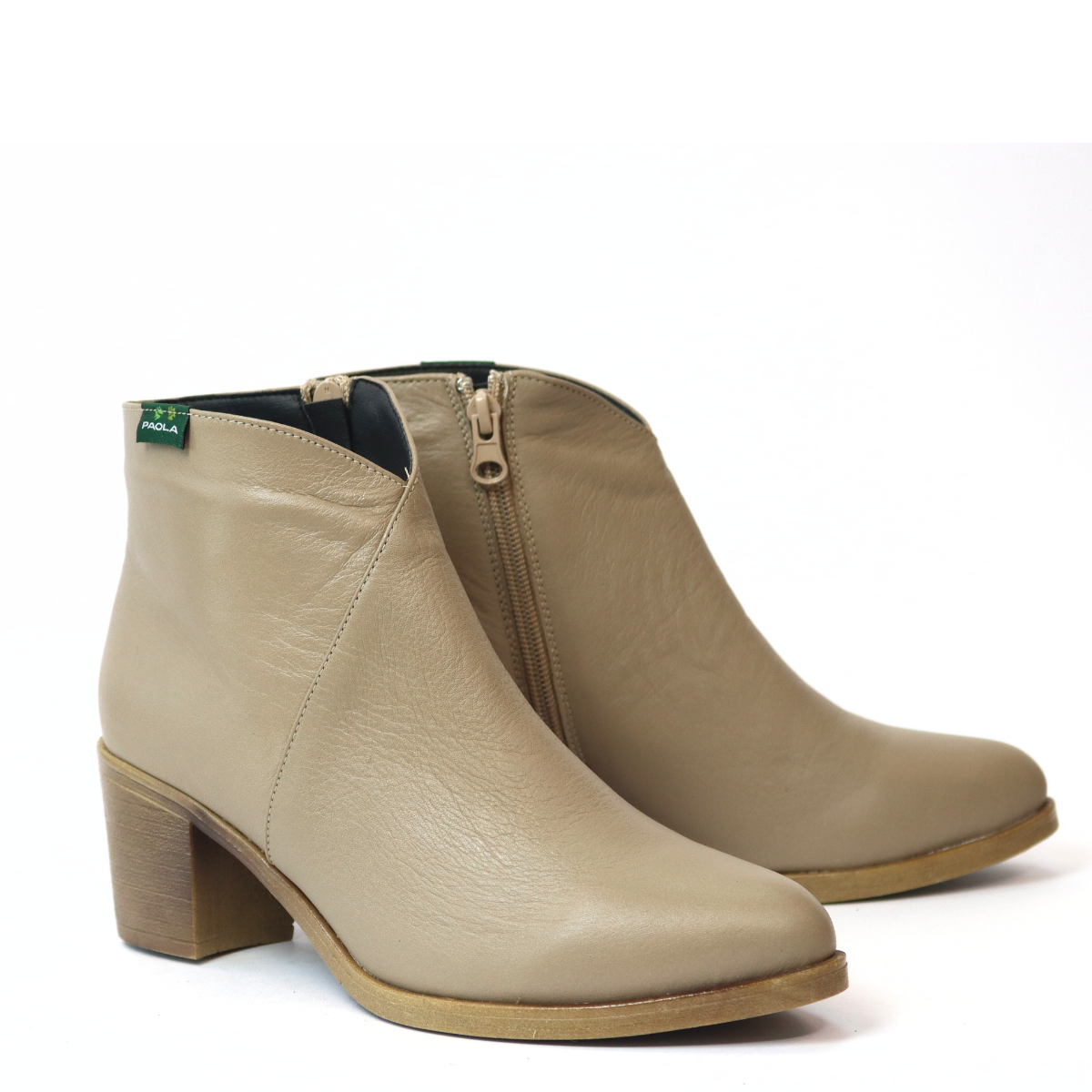 מגפוני עקב - מיכל