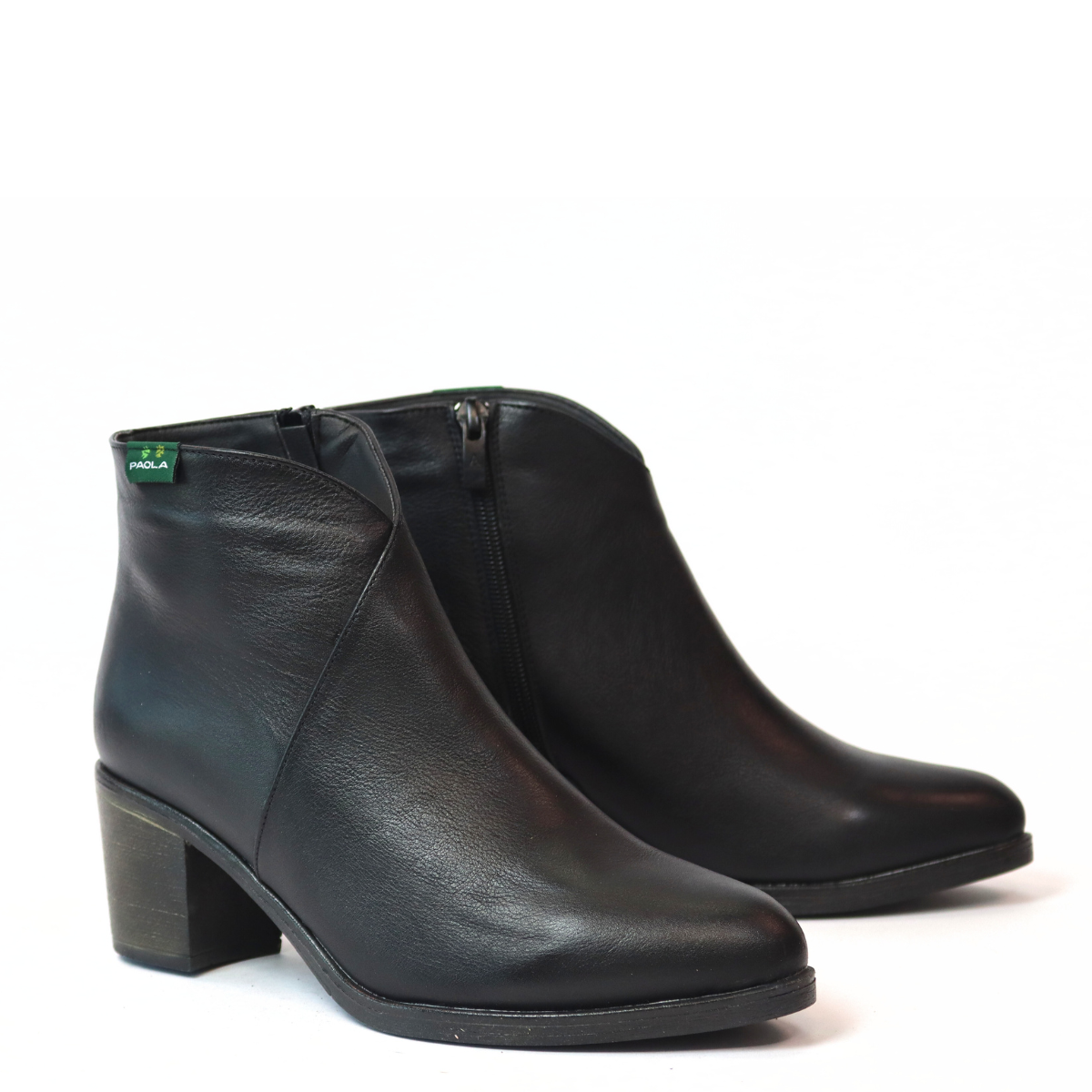 מגפוני עקב - מיכל