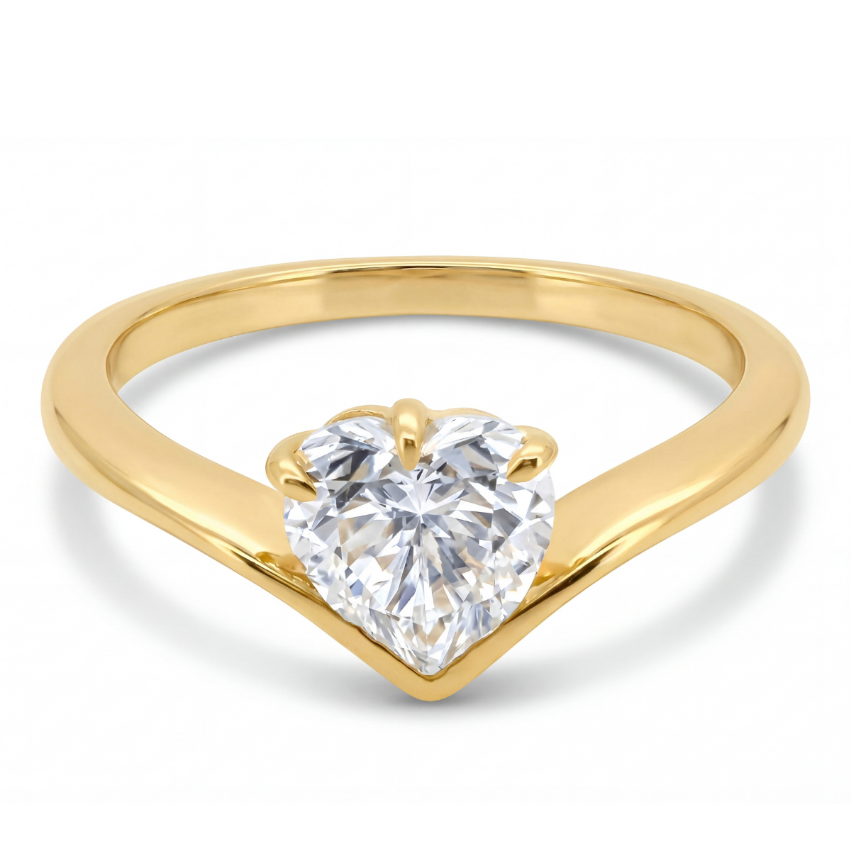 טבעת Rhea עדינה משובצת אבן בחיתוך לב