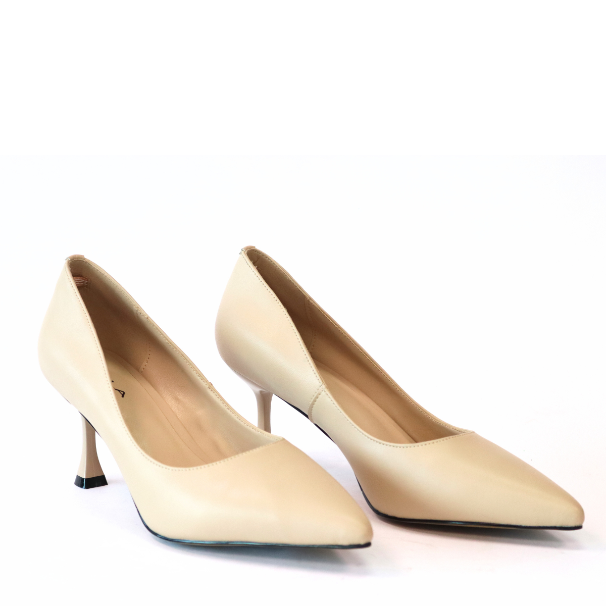 נעלי עקב - מייגן