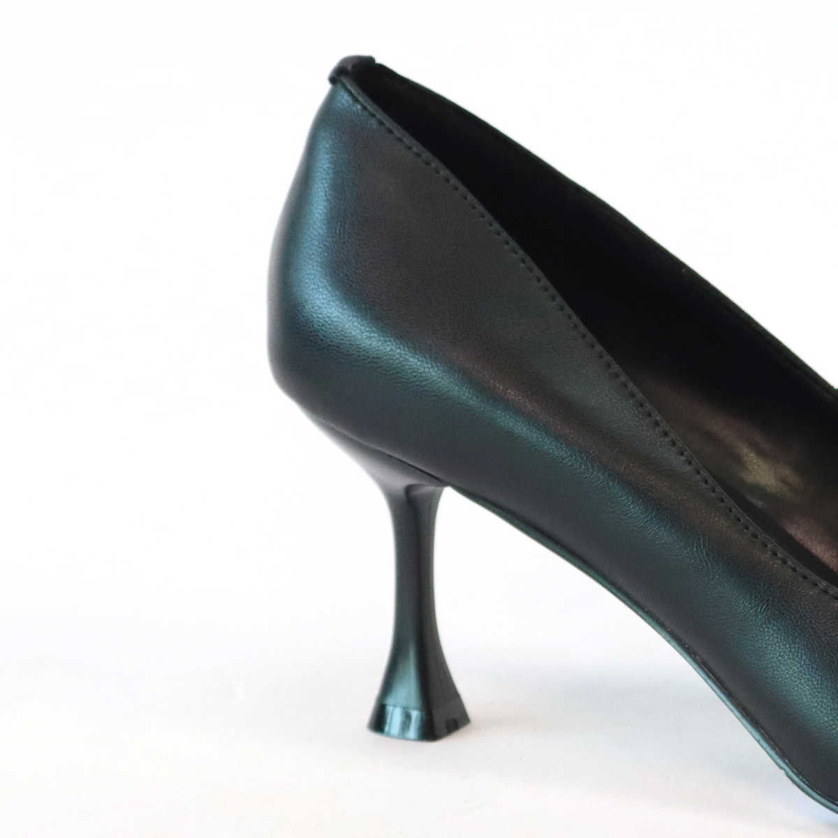 נעלי עקב - מייגן