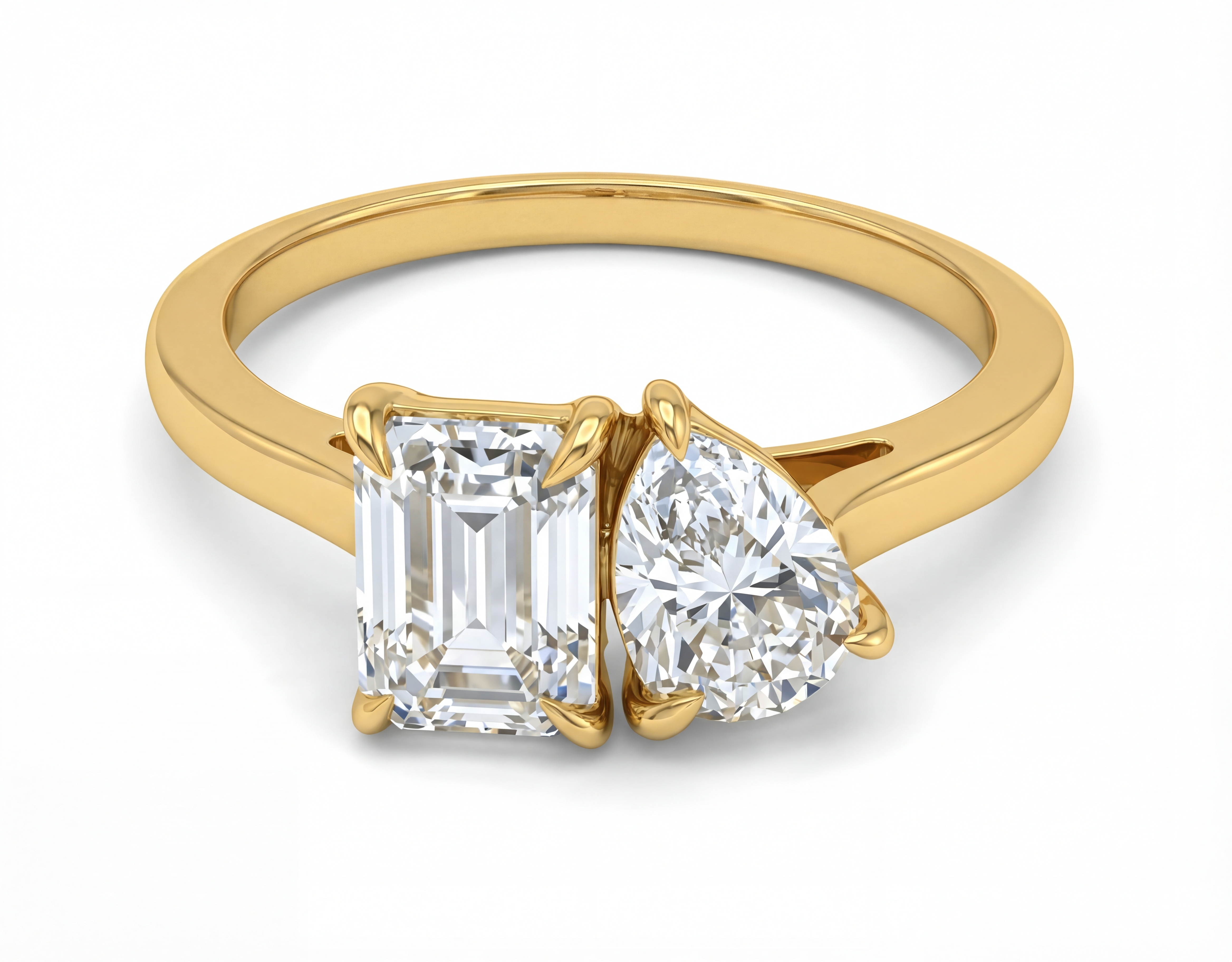 טבעת Iris עדינה משובצת שתי אבנים בחיתוך טיפה ובחיתוך אמרלד