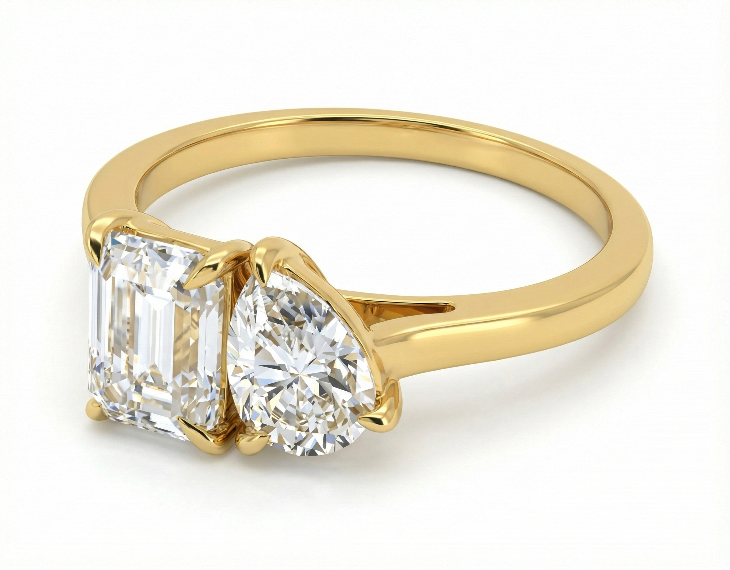 טבעת Iris עדינה משובצת שתי אבנים בחיתוך טיפה  ובחיתוך אמרלד