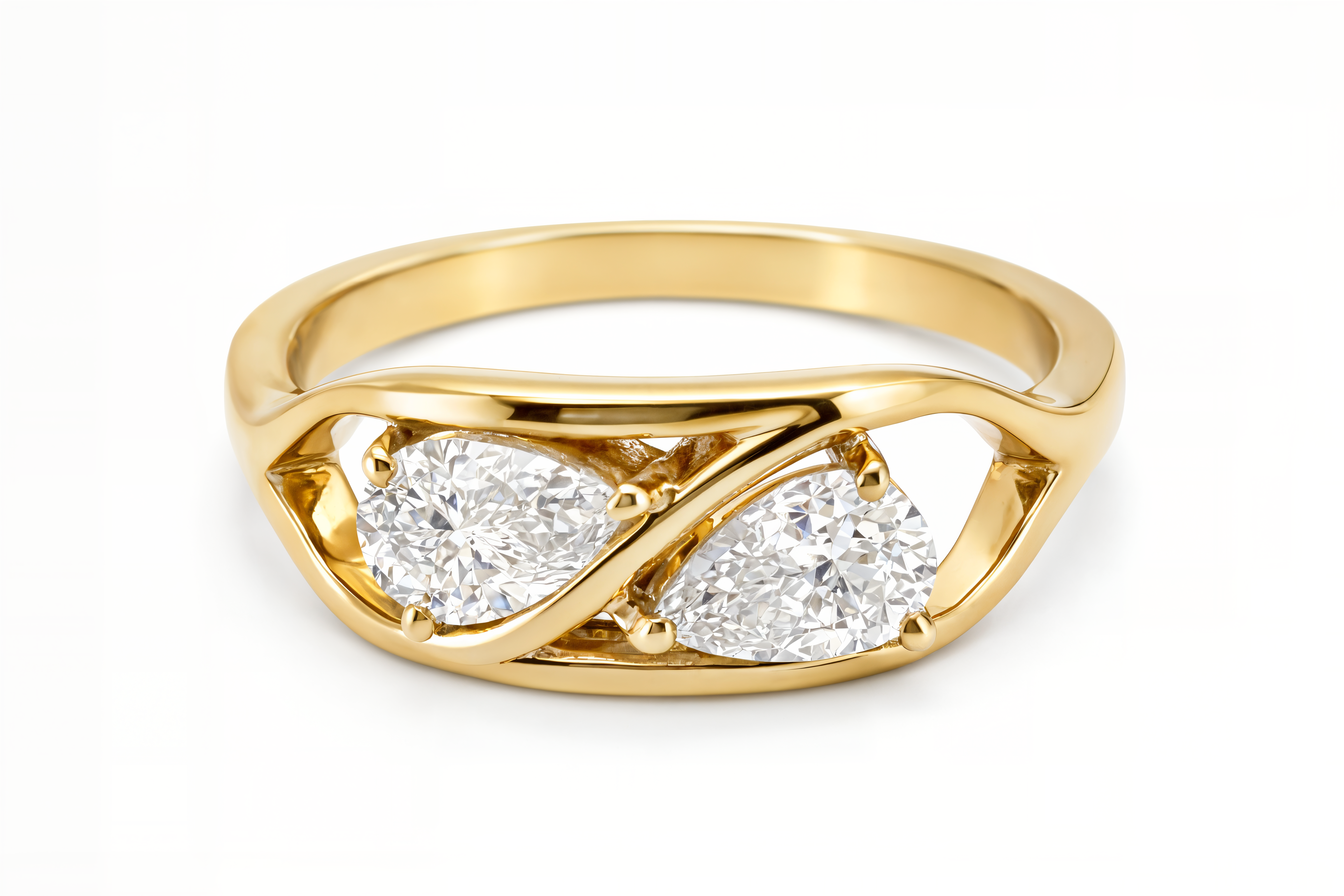 טבעת Dionysus משובצת שתי אבנים בחיתוך טיפה משולבות בהיקף הטבעת